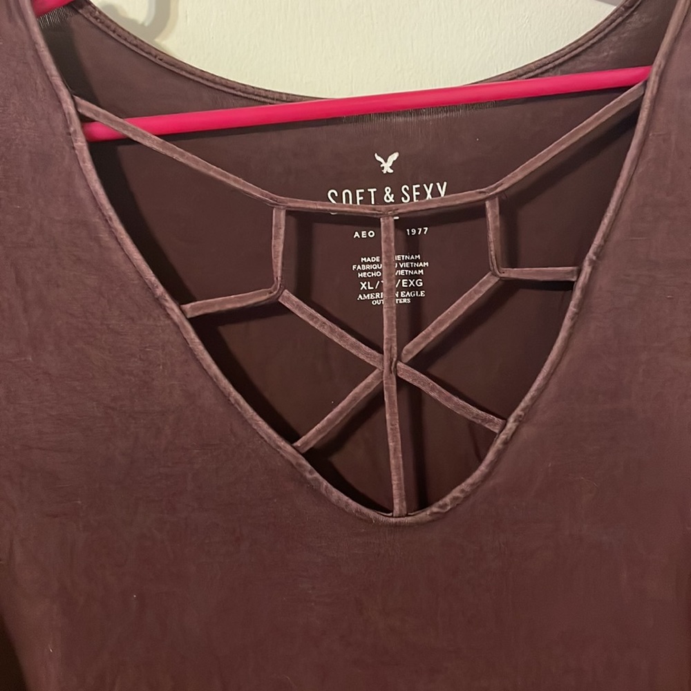 Maroon Top - Picture 2 of 4